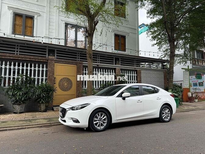 Mazda 3 2019 Sport 1.5L Luxury - 47000 km