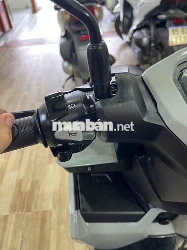 VARIO 2025 XE LƯỚT