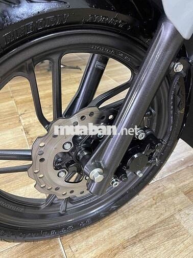 VARIO 2025 XE LƯỚT