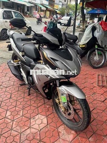 Cần bán winer V4 bs 77