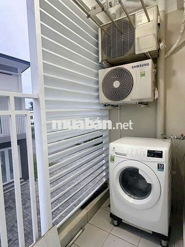 CHO THUÊ CĂN HỘ 
CHUNG CƯ NAM LONG II 
Nam Long 2 Central Lake, 57m2