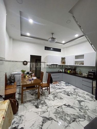 Nhà hẻm Đường số 1-Quận 3 giá tốt 1Tỷ990 thích hợp ở/cho thuê 10tr/th