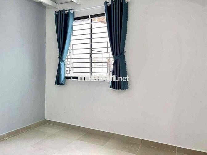 Cho thuê căn hộ sát phố đi bộ Nguyễn Huệ