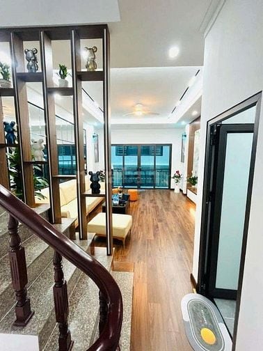 Bán nhà Bùi Xương Trạch ô tô đỗ cửa, kinh doanh tốt, mt 3.5m, 35m2 *5T