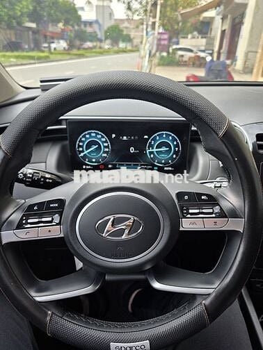 Hyundai Tucson 2022 2.0 đặc biệt