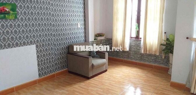 Cho rhuê nhà 5 x18-3 lầu -5 phong xtt-dg xe tải dan cư sam uat