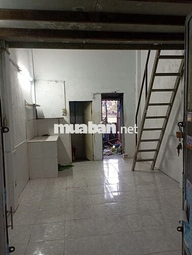 Cho thuê phòng trọ có gác khu vực quận 8. Gần ngay vòng xoay trung sơn