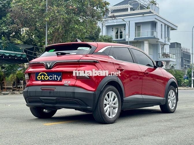 VinFast VF6 S 2025 - Màu đỏ -1v6km - Mua pin