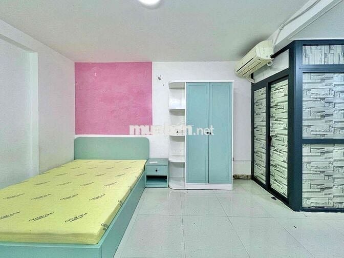 STUDIO FULL NỘI THẤT NGAY ĐƯỜNG D5 NGAY FTU,HIU,UEF..