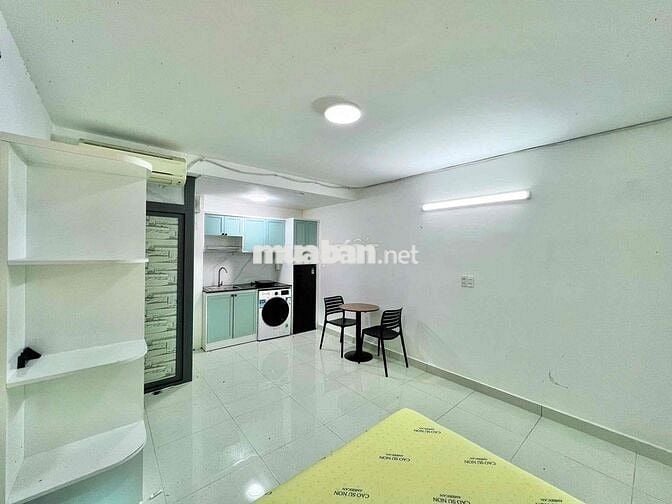 STUDIO FULL NỘI THẤT NGAY ĐƯỜNG D5 NGAY FTU,HIU,UEF..