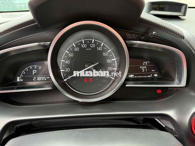 Mazda 2 Luxury 2022- 22.000km Lên nhiều đồ chơi.