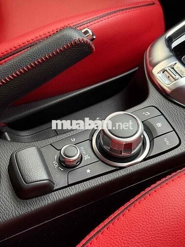 Mazda 2 Luxury 2022- 22.000km Lên nhiều đồ chơi.