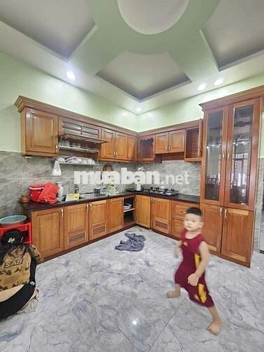 Nhà 1 trệt 1 lửng hẻm chợ 1A ấp 1 vĩnh lộc B bình chánh