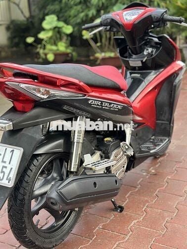 Honda Air Blade Fi 2011 bstp chính chủ zin êm
