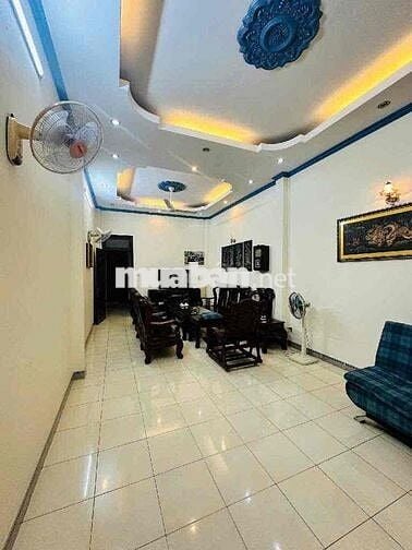 Nhà 4 tầng mặt tiền Gò Dầu- Tân Phú(4m x 19m) thuận tiện kd mua bán