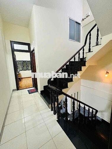 Nhà 4 tầng mặt tiền Gò Dầu- Tân Phú(4m x 19m) thuận tiện kd mua bán