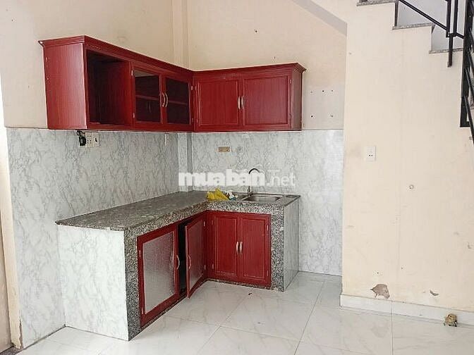 Nhà  3 Lầu 3 phòng ngủ Cách Mạng Tháng Tám HẠ GIÁ CHỐT NHANH 10 TRIỆU