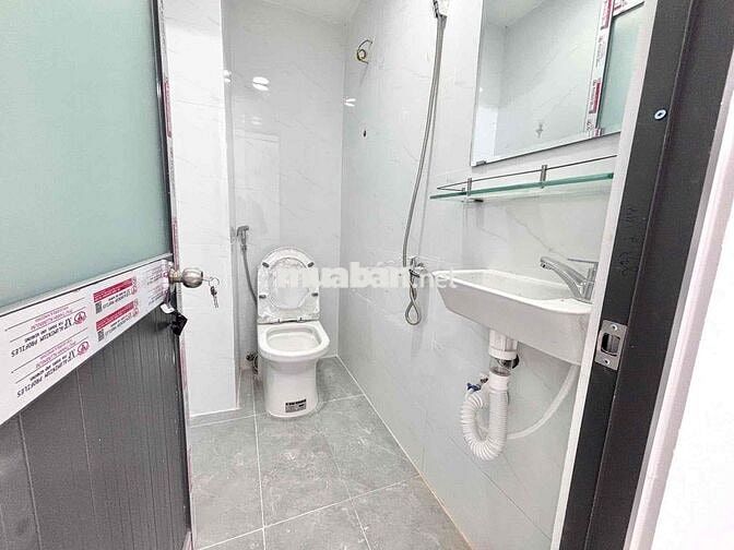 PHÒNG GÁC - MÁY LẠNH - GIÁ RẺ - NGAY HOÀNG SA TRƯỜNG SA