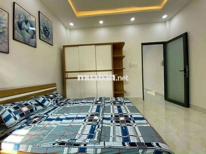 Nhà NGUYỄN VĂN BỨA DT 4M-8M GIÁ395tr