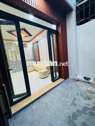 bán nhà 1 trệt 1 lầu giá rẻ vừa hoàn thiện kdc đông đúc mới 100%