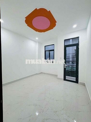 bán nhà 1 trệt 1 lầu giá rẻ vừa hoàn thiện kdc đông đúc mới 100%