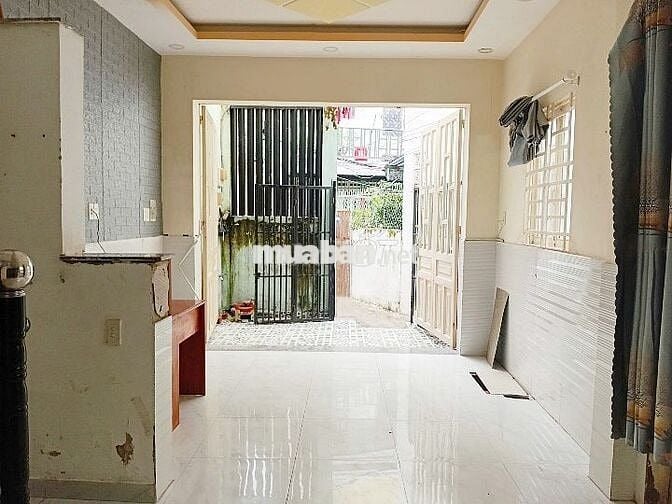 Nhà  3 Lầu 3 phòng ngủ Cách Mạng Tháng Tám HẠ GIÁ CHỐT NHANH 10 TRIỆU