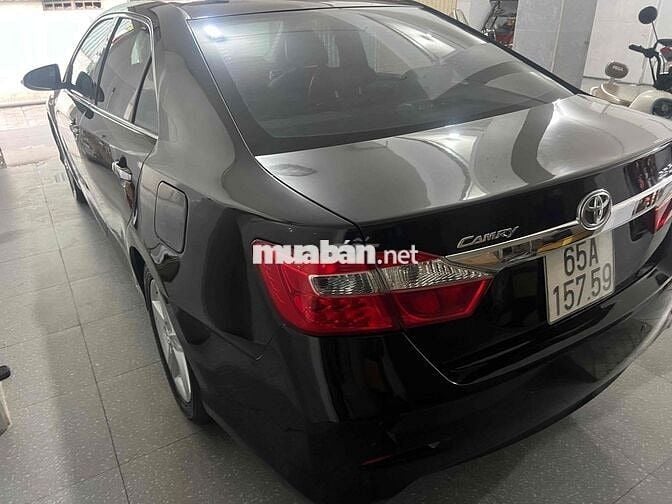 Toyota Camry 2014 2.5Q - 106000 km