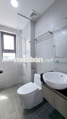 Cần bán gấp căn 2PN 2WC view đẹp, dọn vào ở ngay