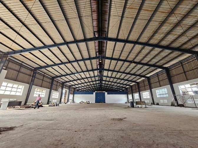 Cho thuê kho xưởng 1.000m2 - 2.100m2,Tỉnh Lộ 10, Bình Tân, giá:100k/m2