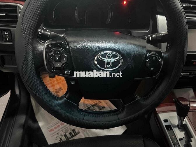 Toyota Camry 2014 2.5Q - 106000 km