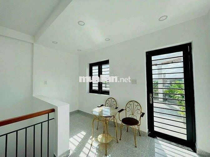 CHO THUÊ NHÀ NGUYÊN CĂN HẺM XE HƠI THÔNG QUANG TRUNG GÒ VẤP