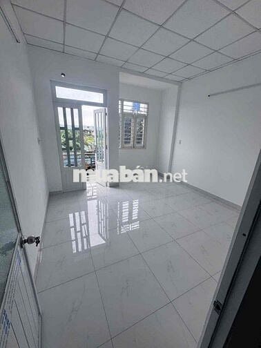 Nhà đẹp 4*11m 2PN hẻm 5m ô tô 2/ ngắn Võ Văn Vân Vĩnh Lộc B