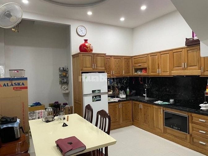 GIÁ CHỈ 2 TỶ 9 NHÀ TRUNG TÂM Q.3 – NGUYỄN ĐÌNH CHIỂU, P.5