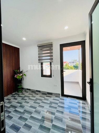 Nhà Đẹp Gần Phố, Tây Sơn, Đống Đa 28/30m, 6 tầng, mt 3.5m, giá 9.1 tỷ.