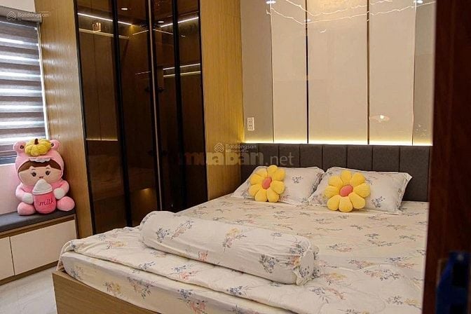 Cần bán gấp căn đường Đoàn Văn Bơ Phường 15 Quận 4 giá 2 tỷ 700/ 62m2