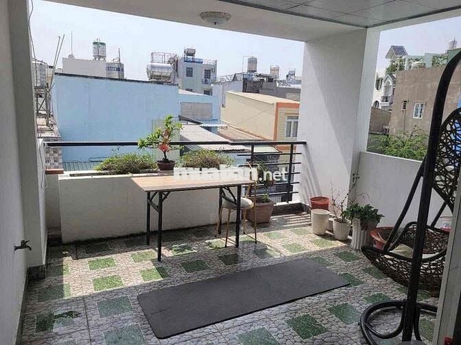 CHO THUÊ NGUYÊN CĂN 4 PN – 1 TRỆT – 3 WC 145M2 NGAY EMART MỚI GÒ VẤP