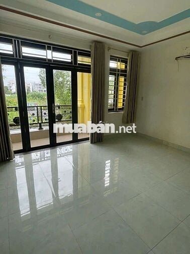 Nhà mới sơn khu dân trí cao hiệp thành city 3lâu st 4pn 5wc .đường ôtô