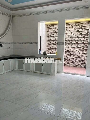 Nhà mới sơn khu dân trí cao hiệp thành city 3lâu st 4pn 5wc .đường ôtô