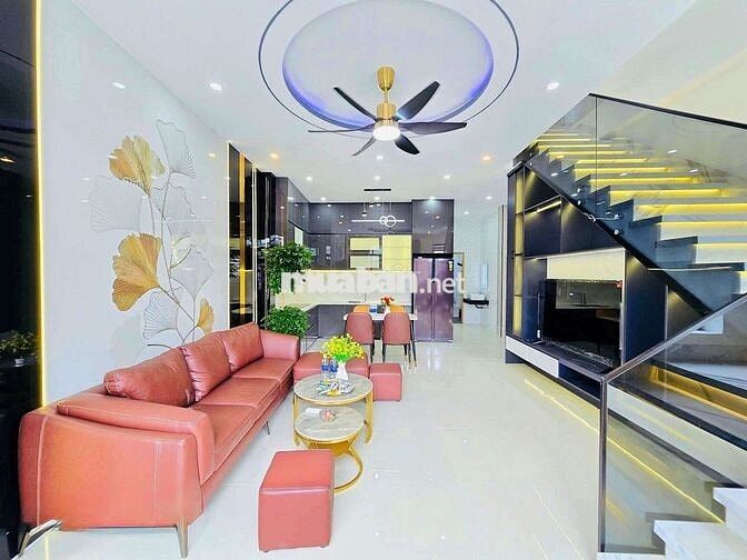 Siêu Phẩm nhà kiệt 3m Tôn Đản. Khu cao ráo ko ngập. 90m2. Giá 4ty550tl