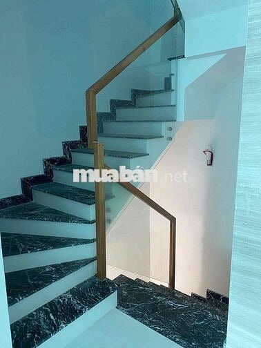 Chính chủ Cho thuê nhà mặt tiền đường Tân Mỹ, có thang máy