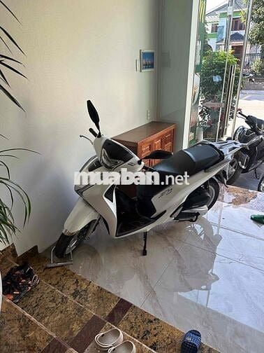 bán xe chính chủ  , nguyên zin , nữ đi ít