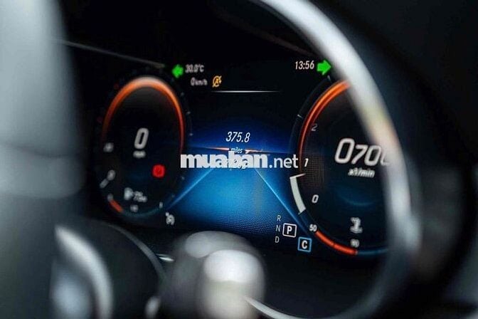 Mercedes-Benz C300 AMG 2021 Trắng