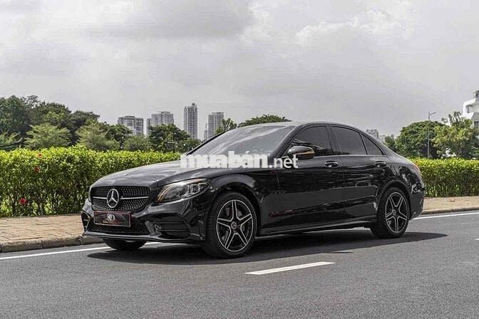C300_AMG facelift model 2020 màu đen siêu ngầu