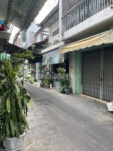 ☎Ngộp bank , bán nhà 4x12 3 tầng cư xá Phú Bình , quận 11