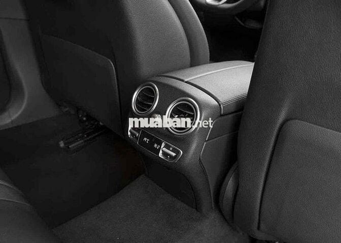 C300_AMG facelift model 2020 màu đen siêu ngầu