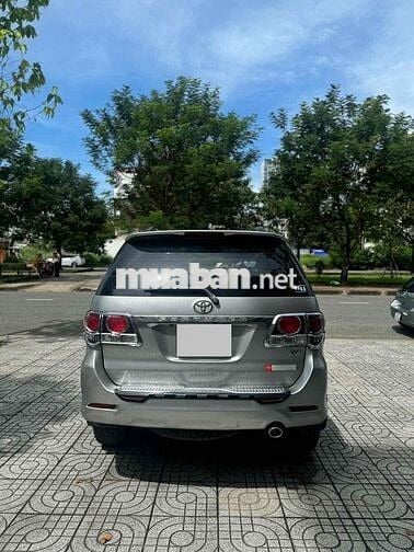 Toyota Fortuner 2015 2.7V 82000 km