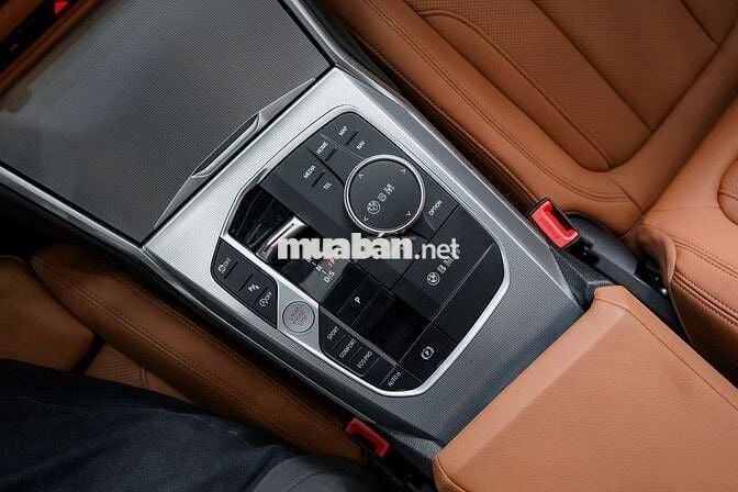 BMW 320i Sport Line LCI 2024 Trắng 12600 km