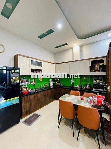 Bán nhà 3 tầng Thái Thông, Nam Nha Trang ( xã Vĩnh Thái cũ ) Giá Tốt