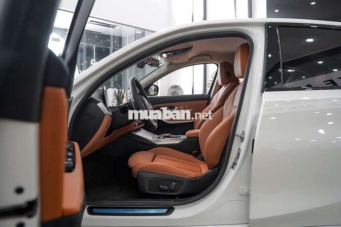 BMW 320i Sport Line LCI 2024 Trắng 12600 km