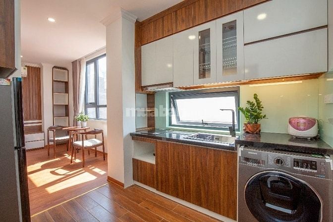 Tòa nhà sumitomo cho thuê căn hộ dịch vụ 1 ngủ 60m2 tại Đào Tấn gần Lo